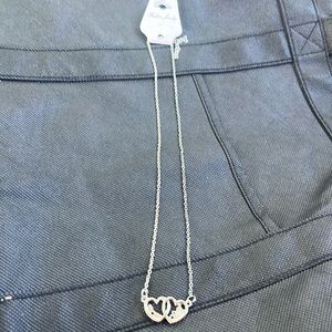 New Silvertone double heart necklace says mom child